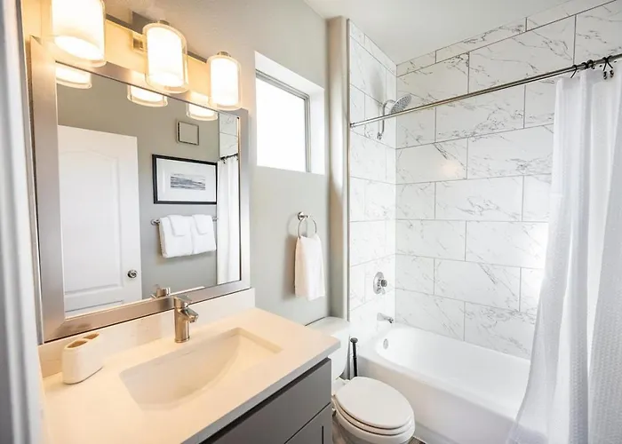 Landing - Modern With Amazing Amenities * Phoenix